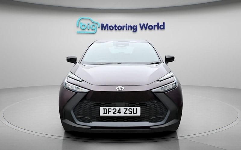 Used Toyota C-HR 140 HP (102 kW) 2026 SUV