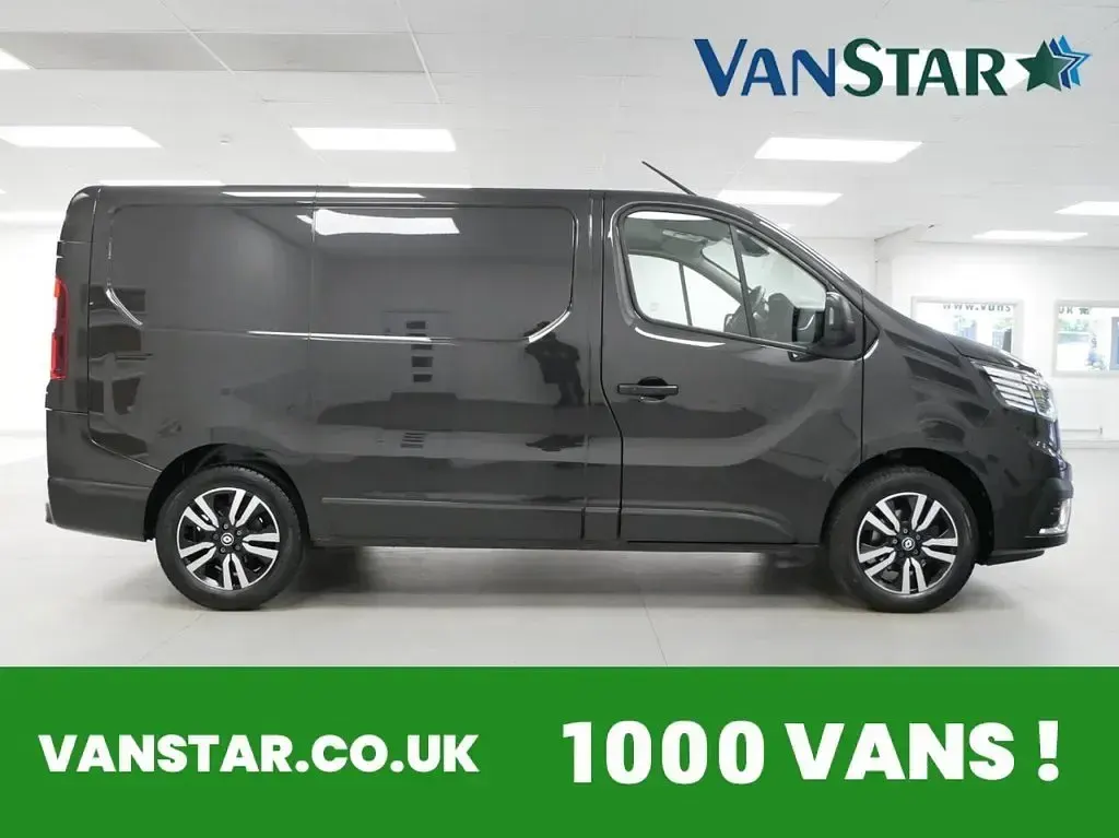 Used Renault Trafic 170 HP (125 kW) 2025 Black