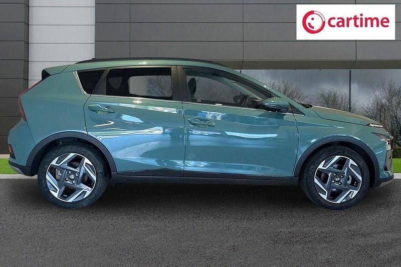 Used Hyundai Bayon Premium 100 HP (73 kW) 2025 Green SUV