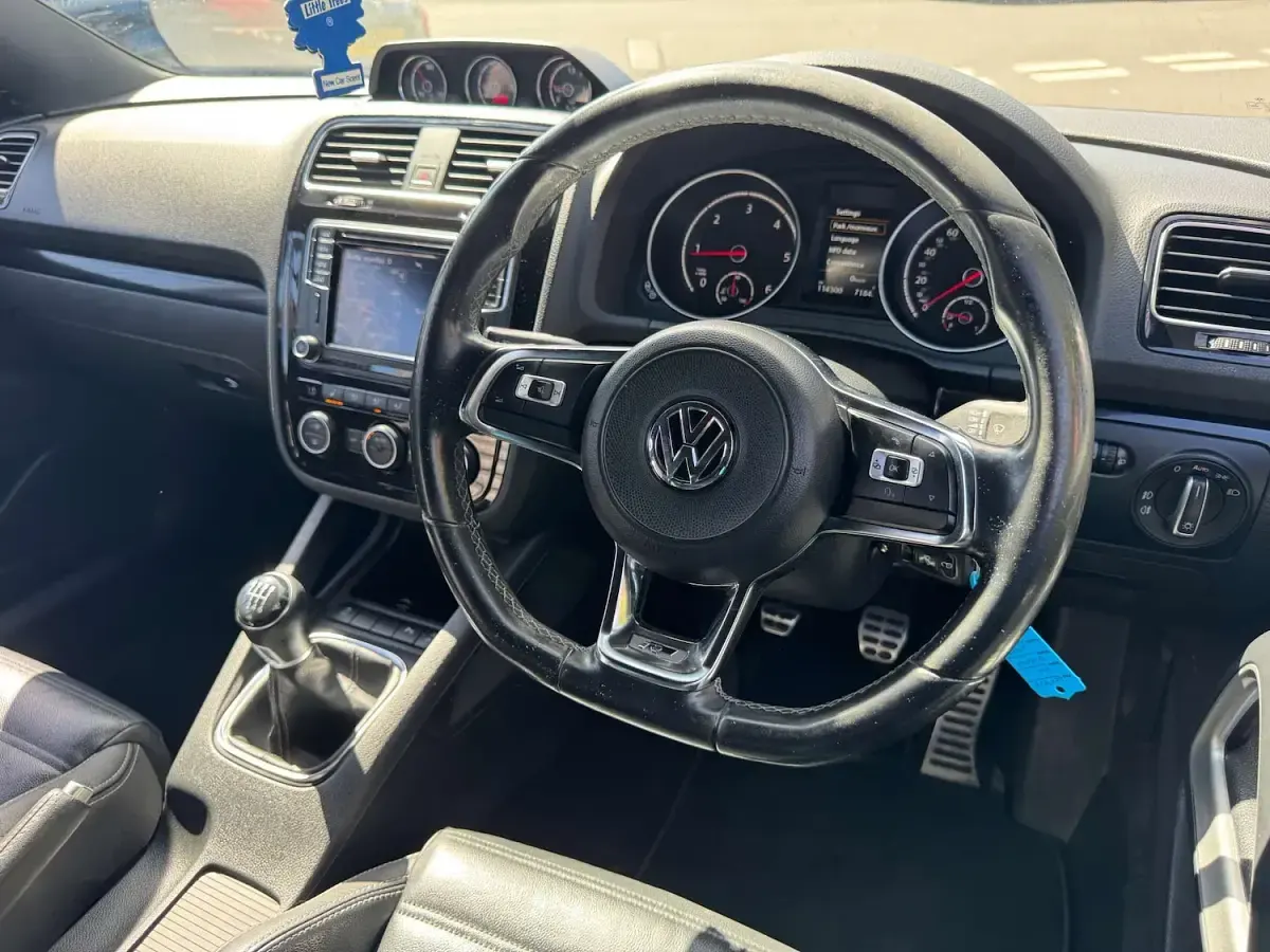 Used VW Scirocco R-line 184 HP (135 kW) 2017 White Coupe