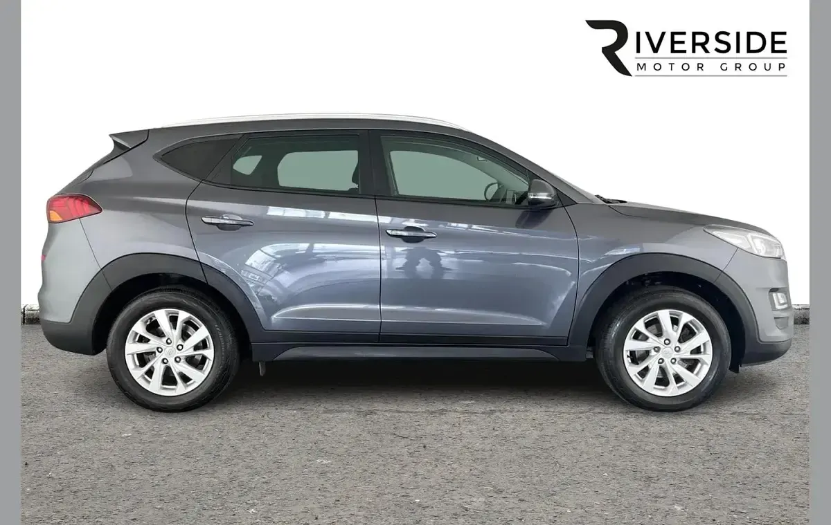 Gebraucht Hyundai Tucson SE 132 PS (97 kW) 2019 Grau SUV