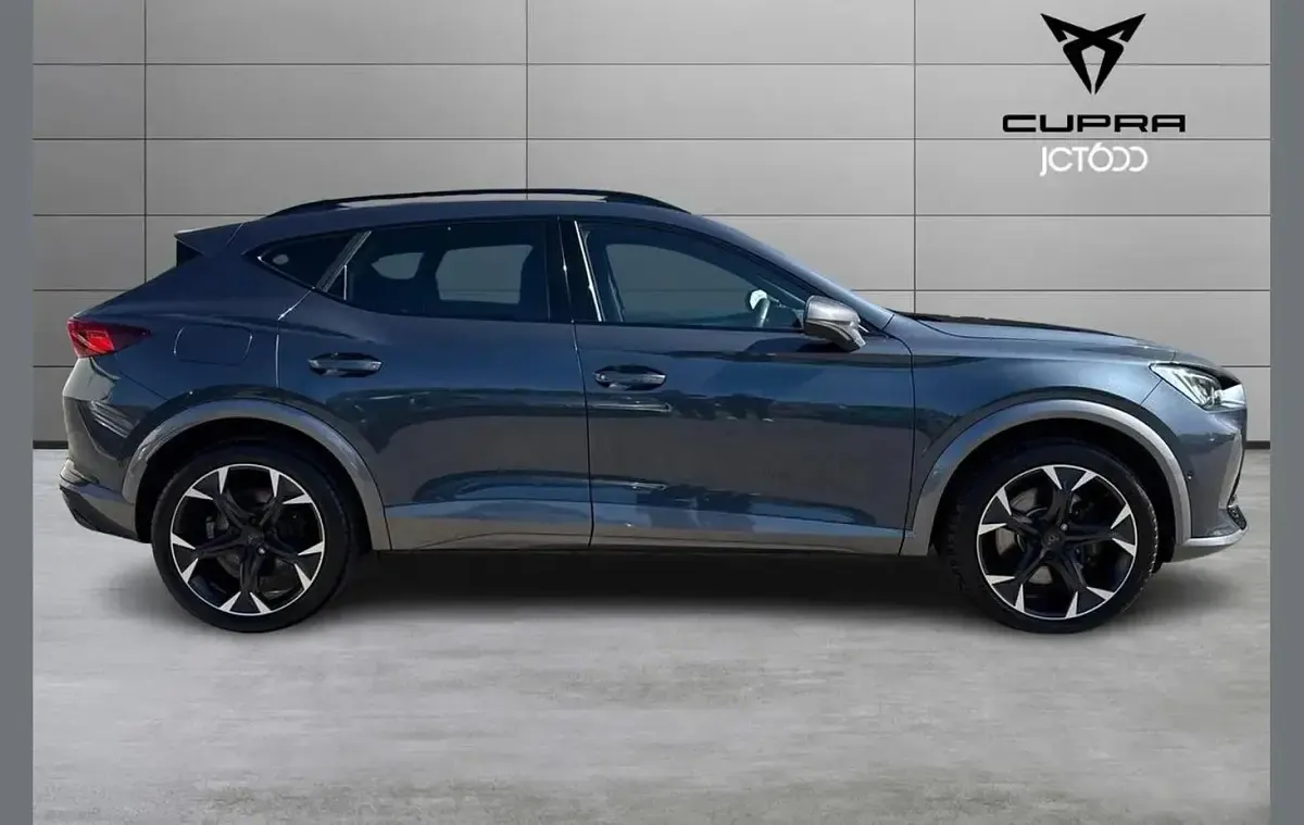 Begagnad Cupra Formentor VZ1 245 HK (180 kW) 2022 Grå SUV