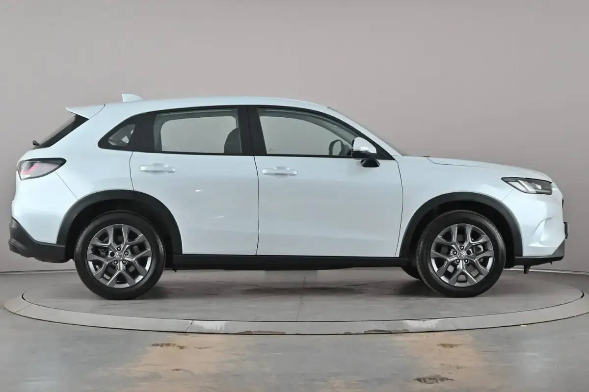 Used Honda ZR-V Elegance 184 HP (135 kW) 2025 White SUV