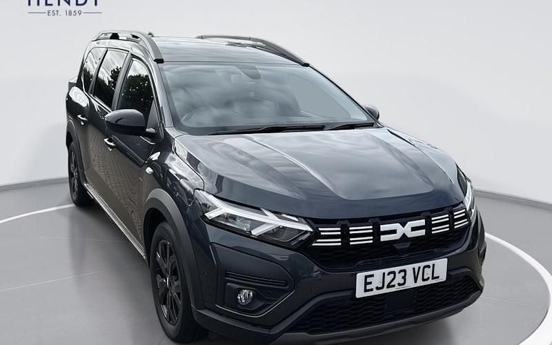 Used 2023 Dacia Jogger Extreme Estate | £16,699 (Fair price) - Image 1/4