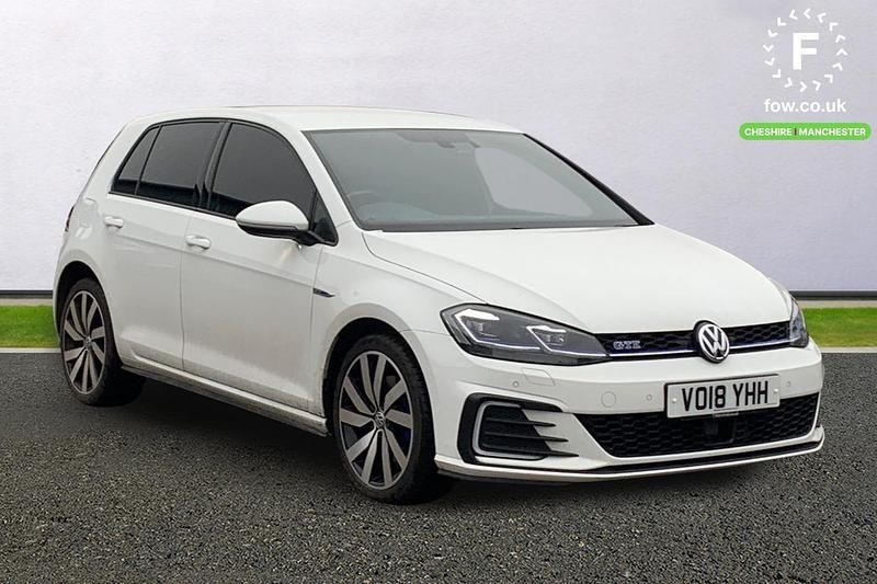 Used VW Golf VII Active 204 HP (150 kW) 2018 White Hatchback