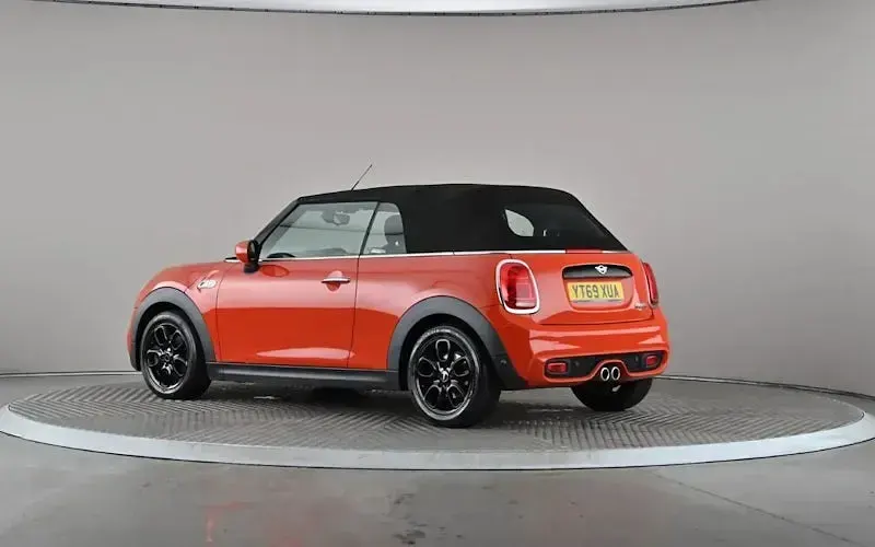 Used Mini Cooper S Cabriolet Classic 192 HP (141 kW) 2019 Orange Cabriolet