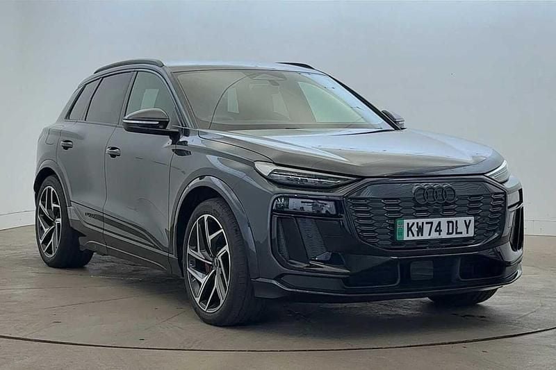 Grey Used 2024 Audi Q6 e-tron Advanced SUV | £51,240 (Good price) - Image 1/4