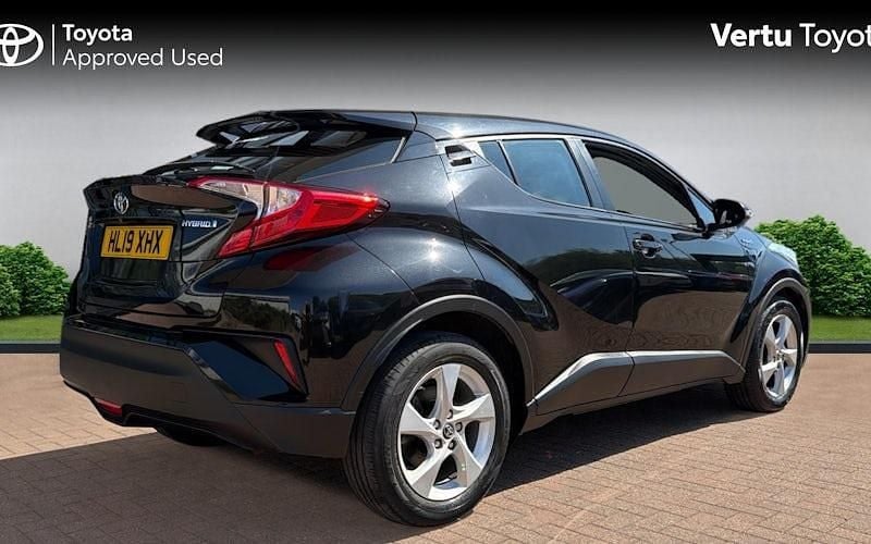 Second-hand Toyota C-HR 140 CP (102 kW) 2019 Negru SUV
