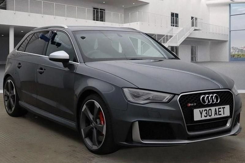 Used Audi RS3 Sportback 367 HP (269 kW) 2015 Hatchback