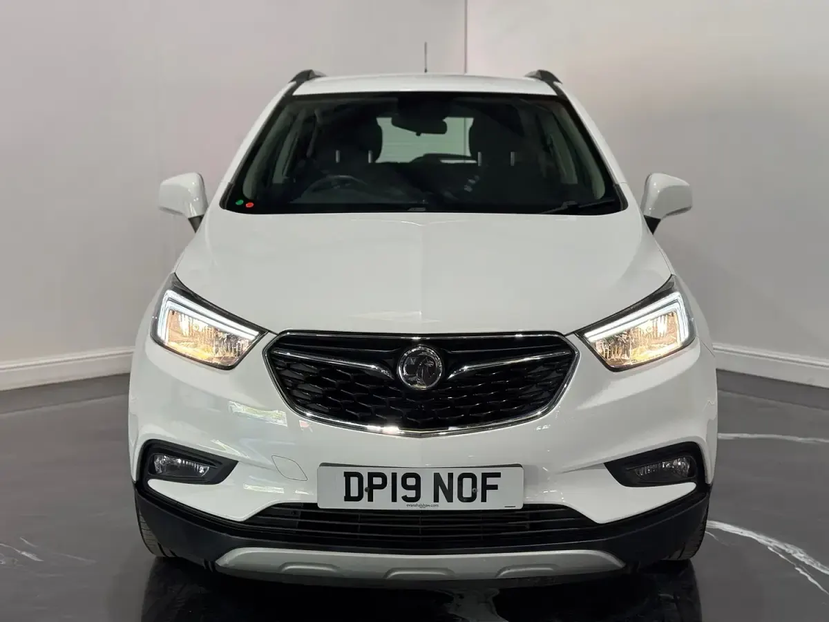 Used Vauxhall Mokka X Design Edition 136 HP (100 kW) 2019 White SUV