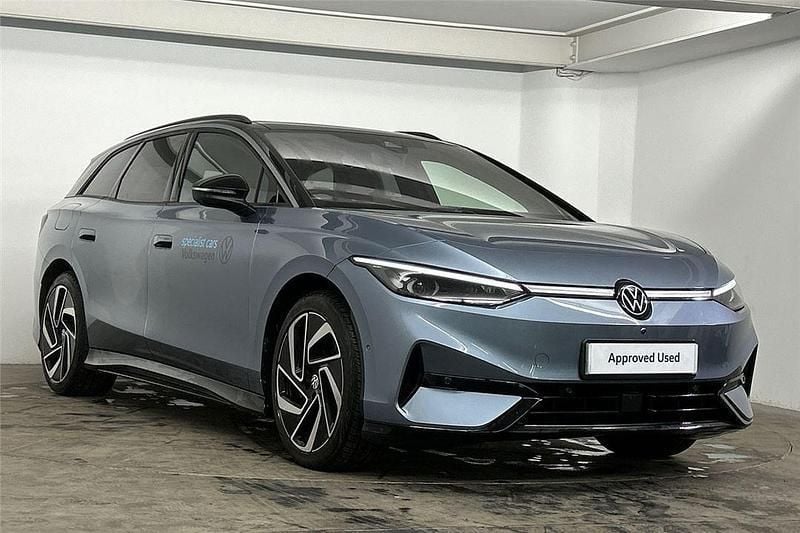 Blue Used 2024 VW ID.7 Pro Sedan | £37,995 (Expensive) - Image 1/4