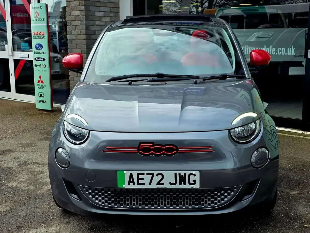 Used Fiat 500e Red 86 kW (118 HP) 2022 Grey Cabriolet