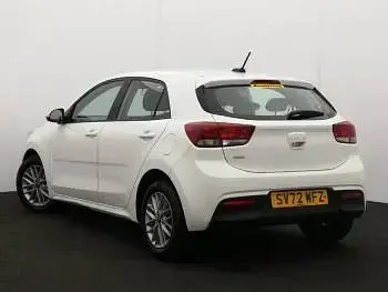 Used Kia Rio 83 HP (61 kW) 2022 White Hatchback