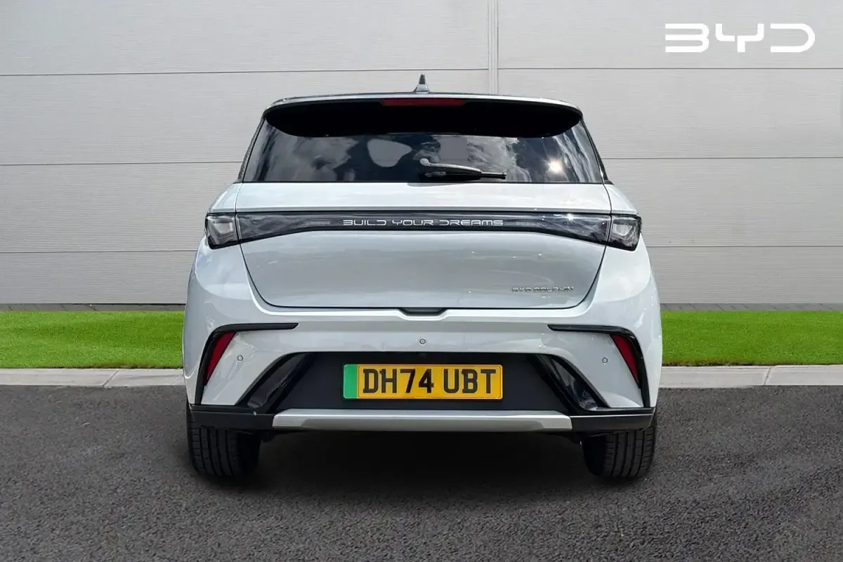 Used BYD Dolphin Design 150 kW (204 HP) 2025 White/grey Hatchback