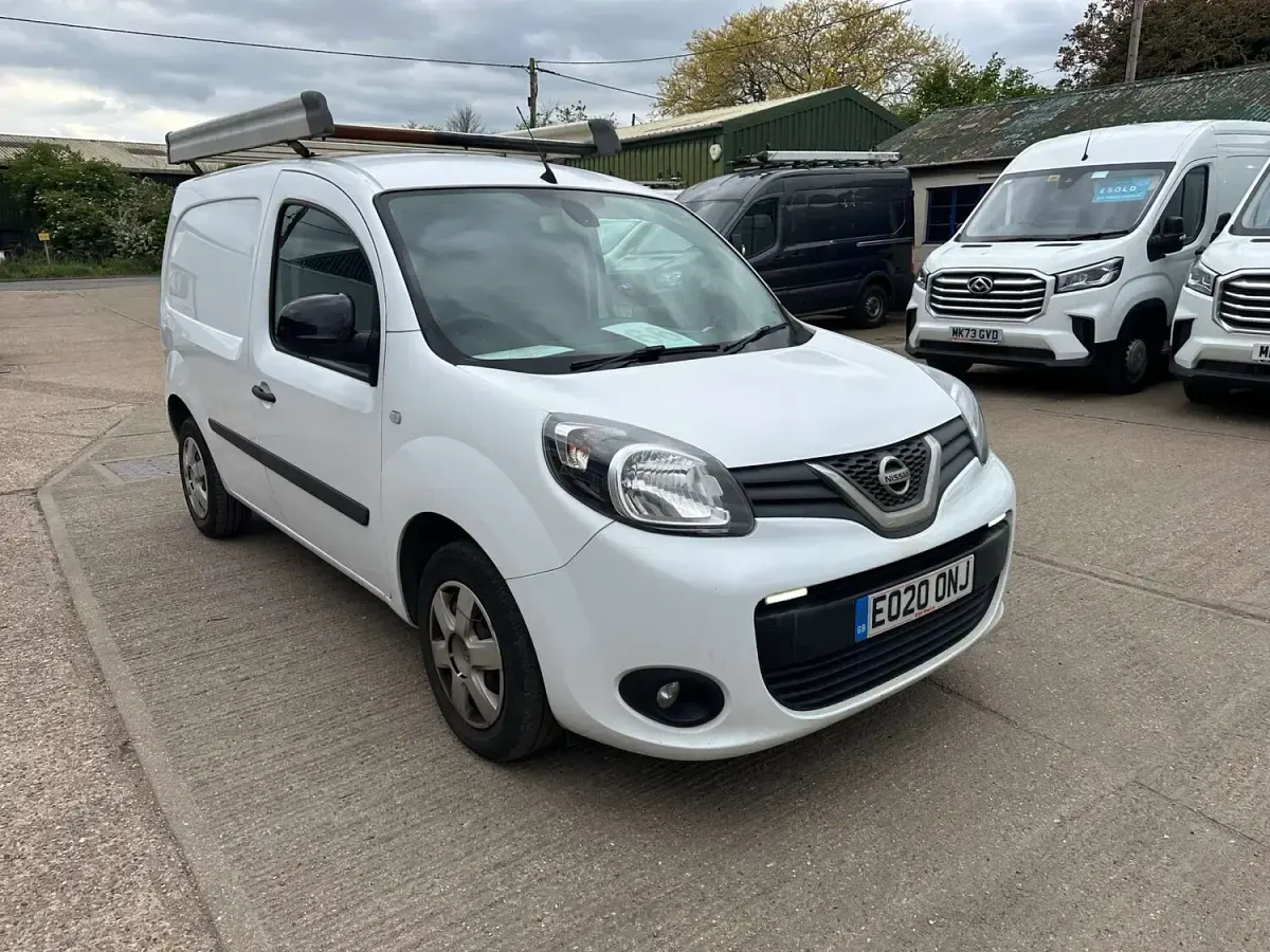 Używany Nissan NV250 Tekna 95 KM (69 kW) 2020 Biały Van