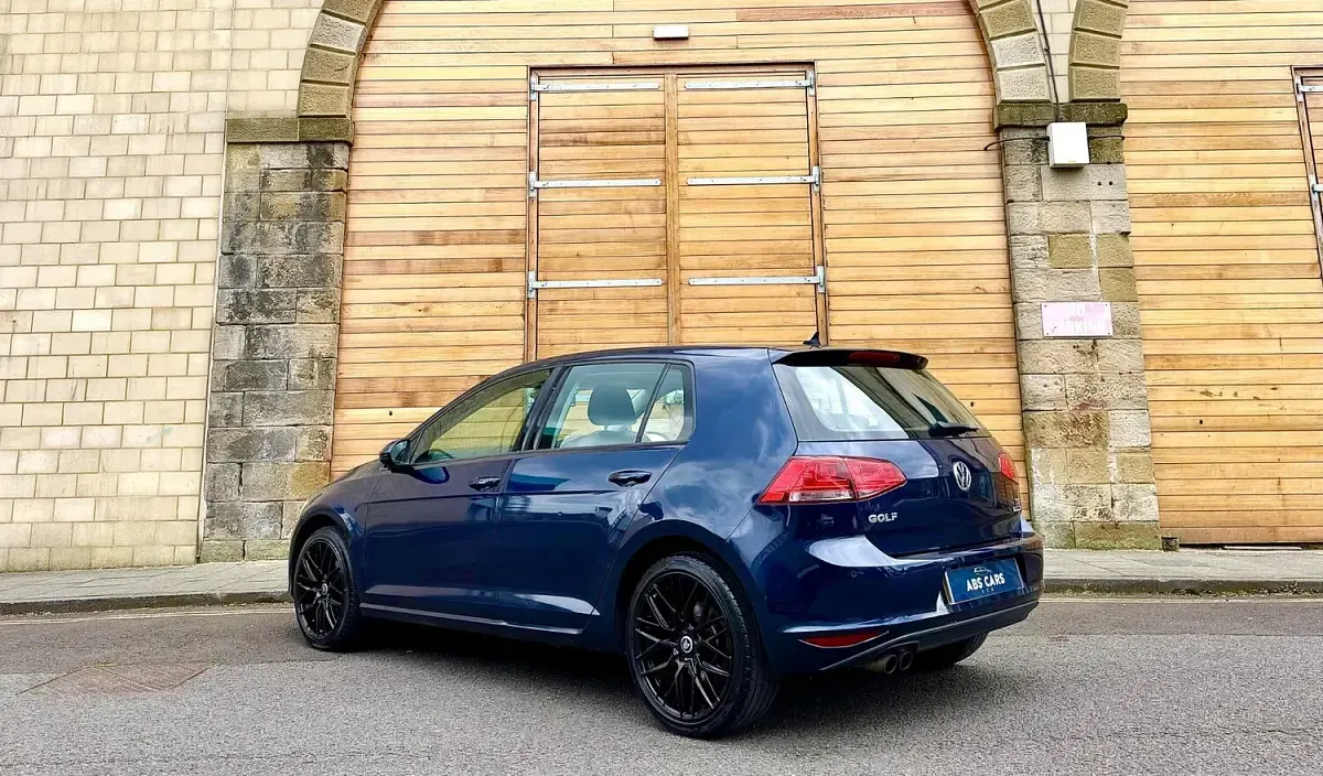 Used VW Golf VII Edition 2016 Blue Hatchback