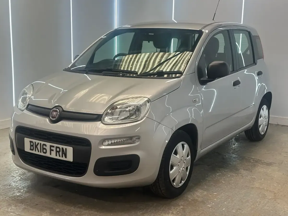 Used Fiat Panda Pop 69 HP (50 kW) 2016 Silver Hatchback