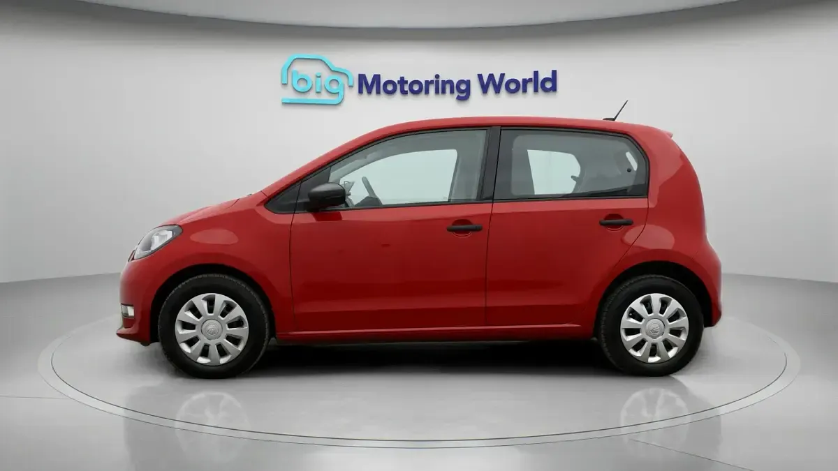 Used Skoda Citigo-e IV SE 61 kW (83 HP) 2020 Red Hatchback