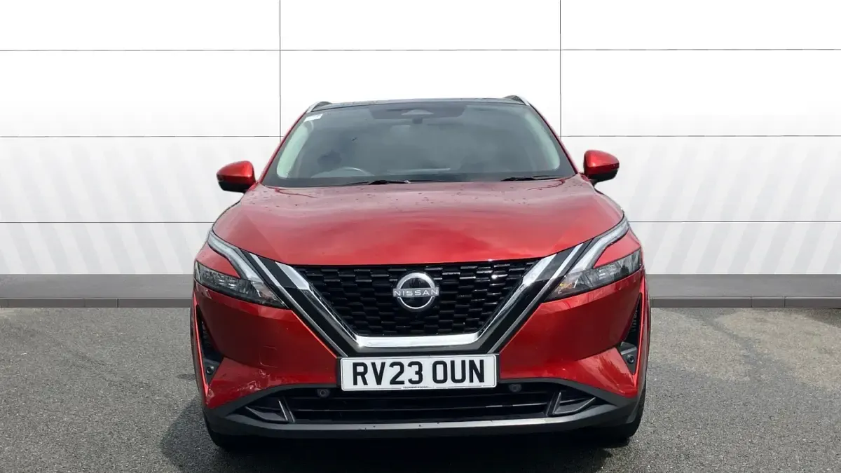 Used Nissan Qashqai N-Connecta 158 HP (116 kW) 2023 Red SUV