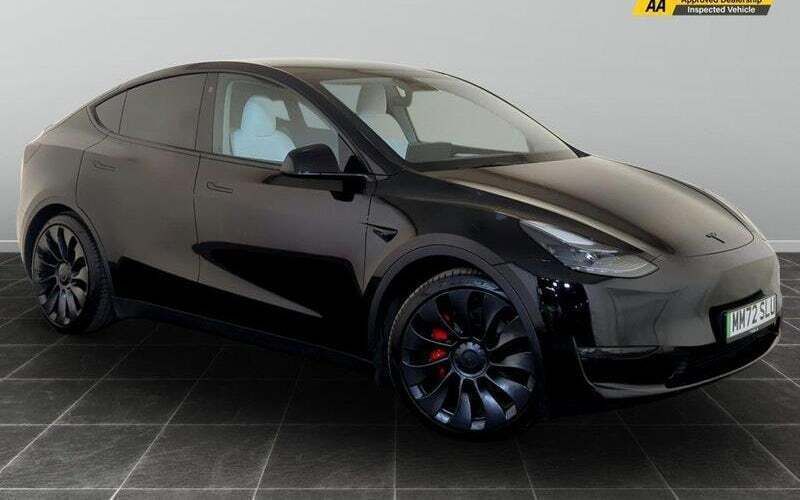 Black Used 2022 Tesla Model Y Performance SUV | £30,795 (Fair price) - Image 1/2