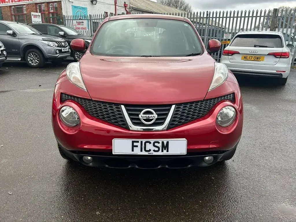Usado Nissan Juke Acenta 117 CV (86 kW) 2011 Rojo SUV