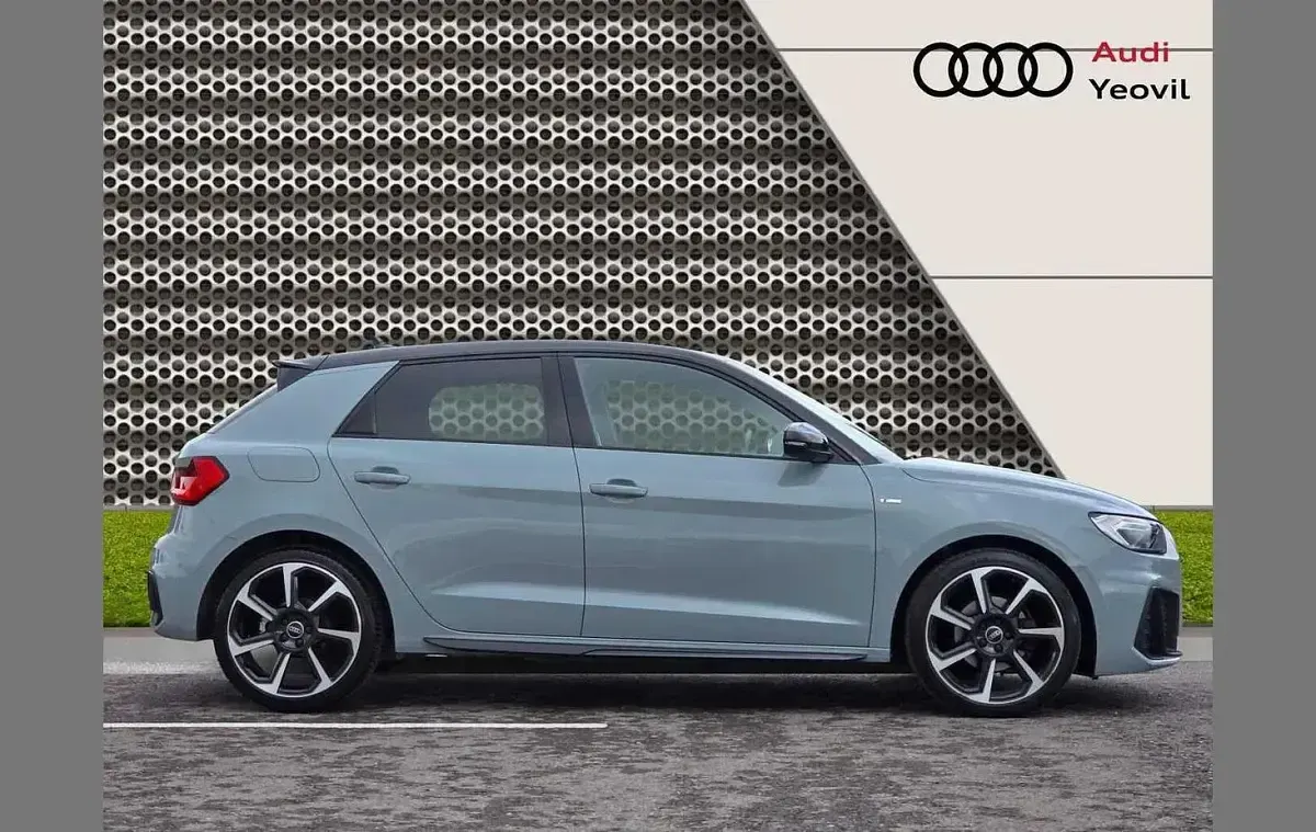 Used Audi A1 Black Edition 147 HP (108 kW) 2022 Grey SUV