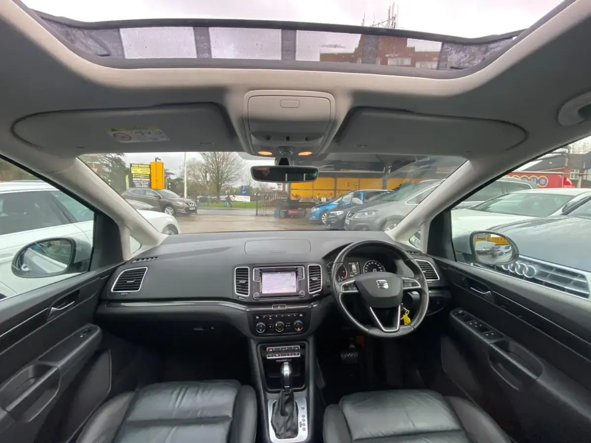 Begagnad Seat Alhambra SE 2016 Silver Minibuss
