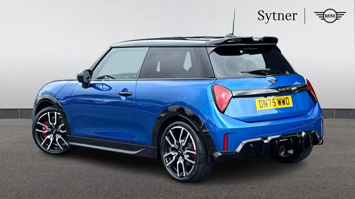 Used Mini John Cooper Works Hatch 228 HP (167 kW) 2025 Blue Hatchback
