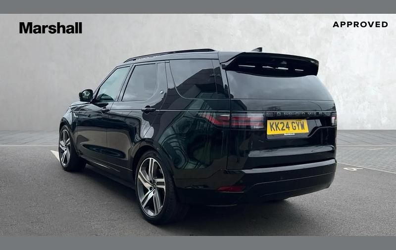 Used Land Rover Discovery 5 HSE Dynamic 350 HP (257 kW) 2024 Black SUV