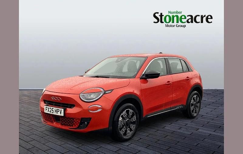 New Fiat 600 134 HP (98 kW) 2025 Orange SUV