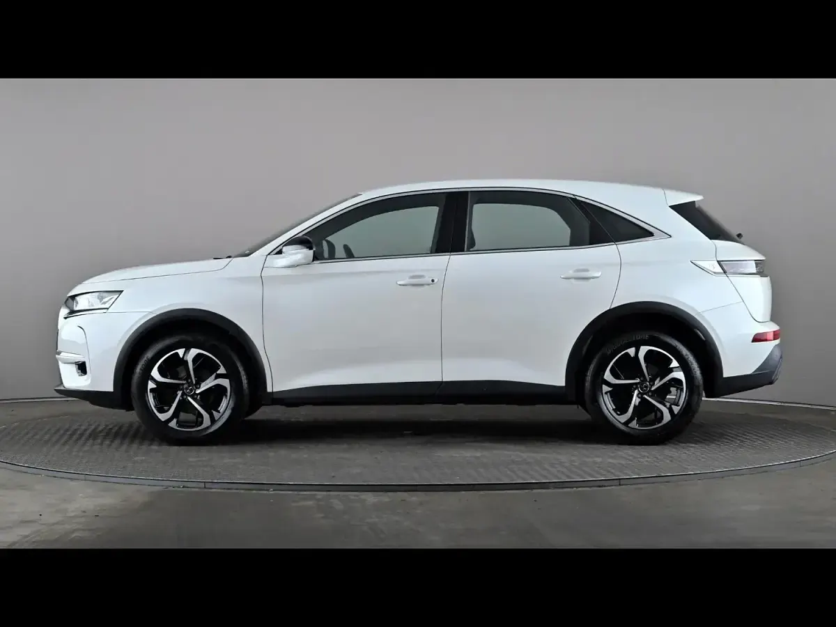Used DS Automobiles DS7 Crossback Elegance 131 HP (96 kW) 2019 White SUV