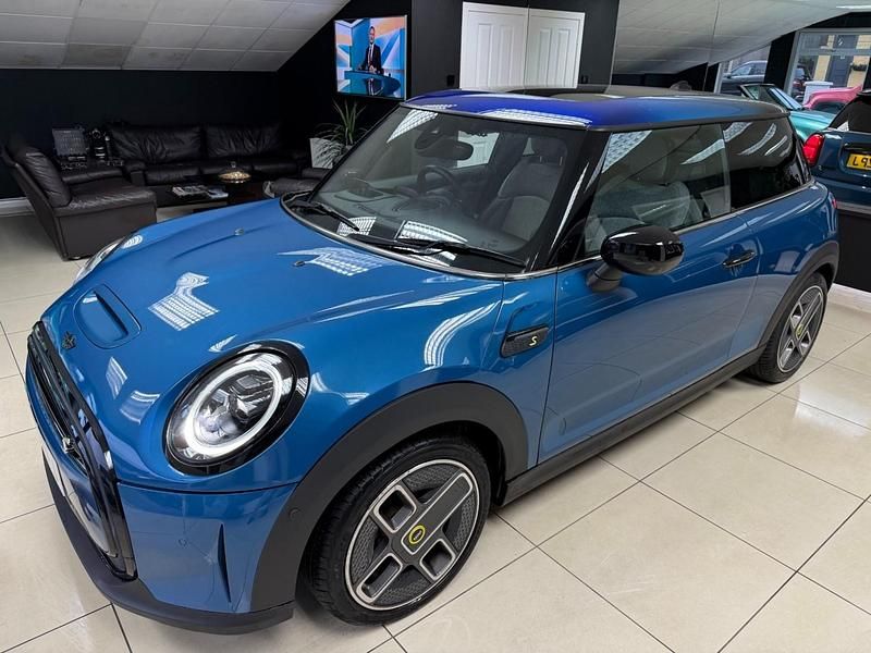 Usado Mini Cooper S Collection 135 kW (184 HP) 2021 Azul Citadino