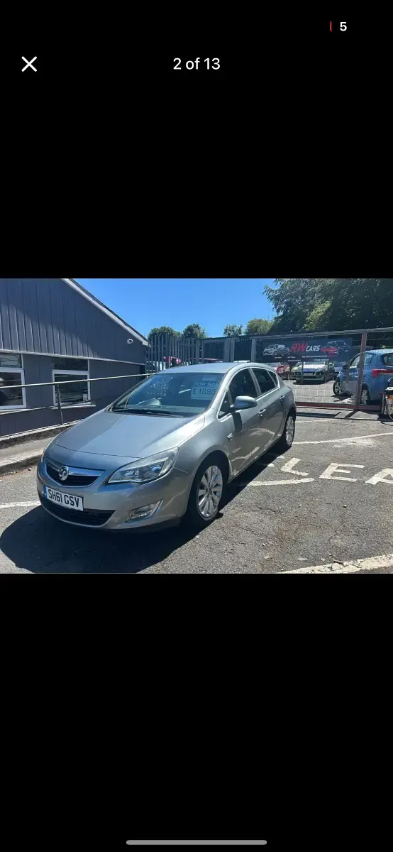 Used Vauxhall Astra Elite 2011 Silver Hatchback