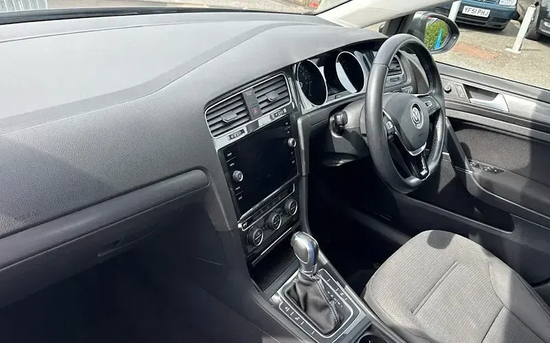 Used VW e-Golf 99 kW (135 HP) 2019 Hatchback