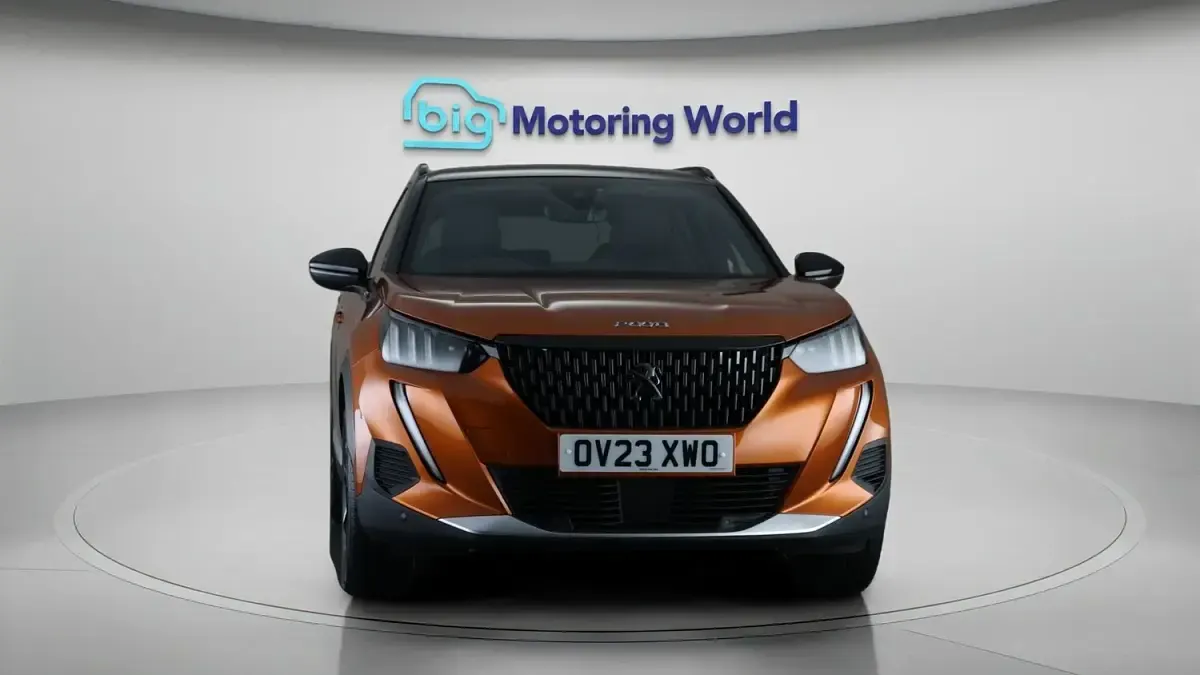 Used Peugeot 2008 GT 131 HP (96 kW) 2023 Orange SUV