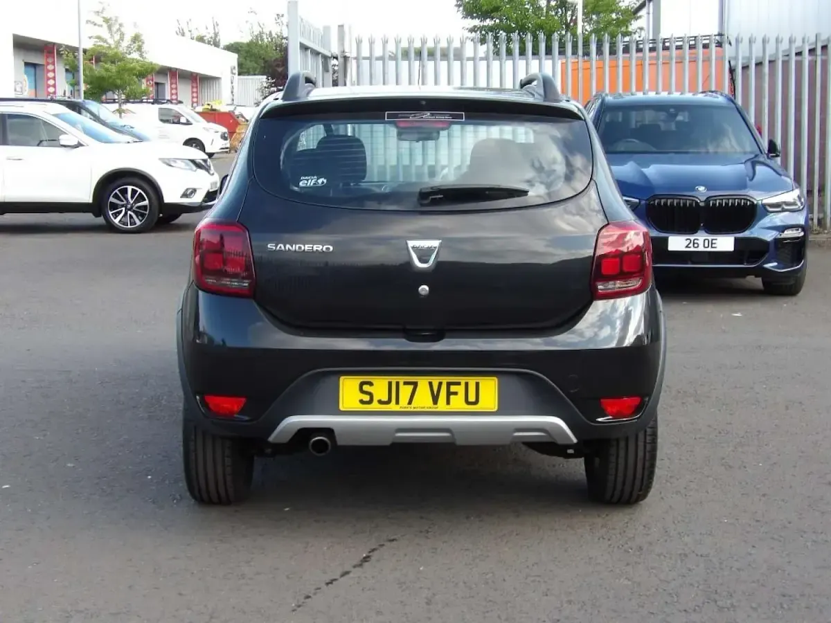 Used Dacia Sandero Ambiance 90 HP (66 kW) 2017 Black Hatchback