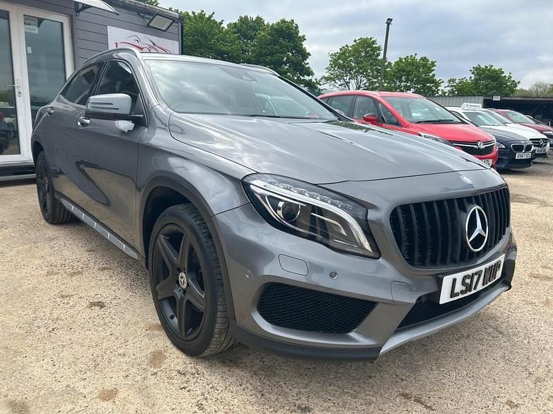 Grey Used 2017 Mercedes GLA220 AMG line SUV | £13,950 (Good price) - Image 1/4