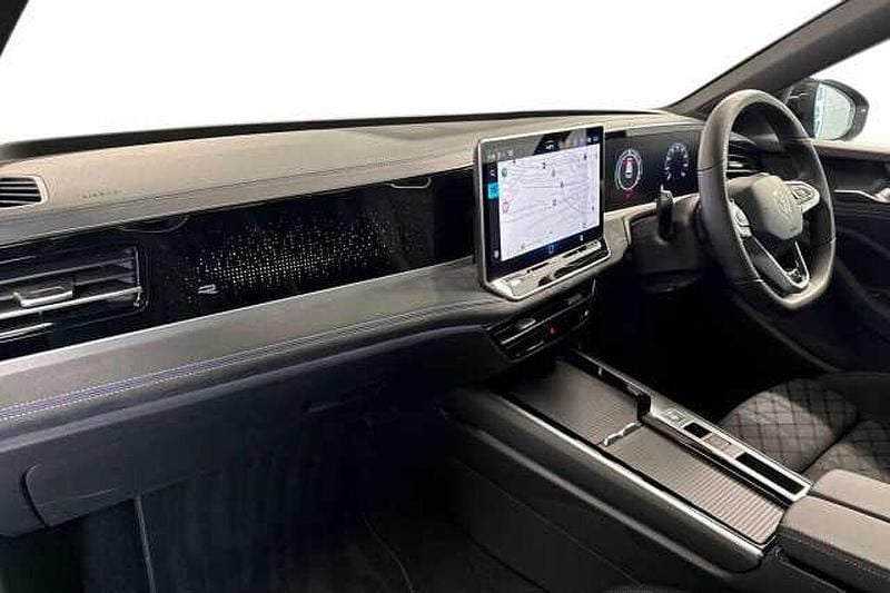 Used VW Passat R-line 272 HP (200 kW) 2025 Grey Estate