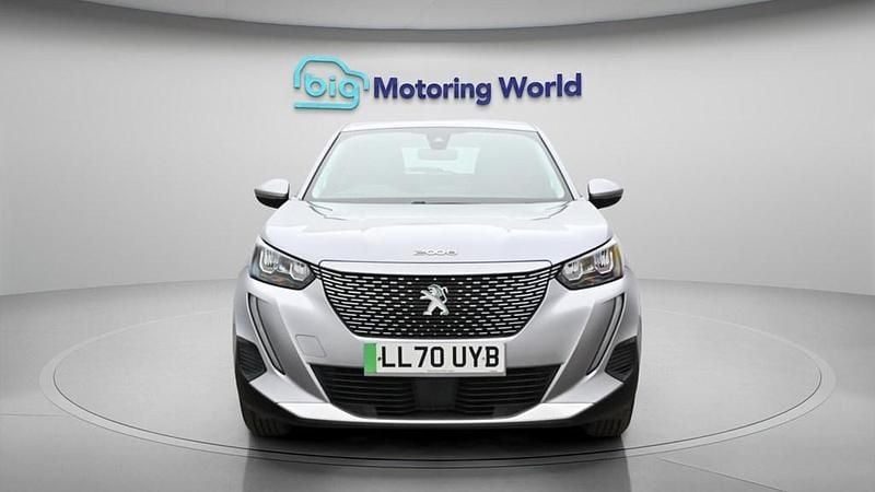 Used Peugeot e-2008 Active 100 kW (136 HP) 2020 SUV
