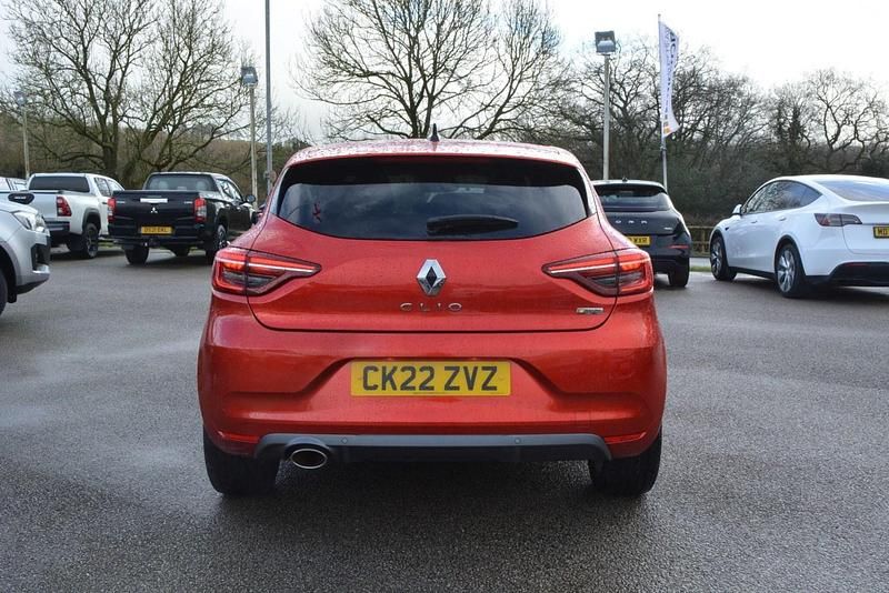 Used Renault Clio V RS Line 90 HP (66 kW) 2022 Red Hatchback