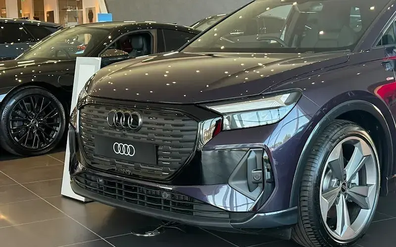 New Audi Q4 e-tron Black Edition 210 kW (286 HP) 2026 SUV