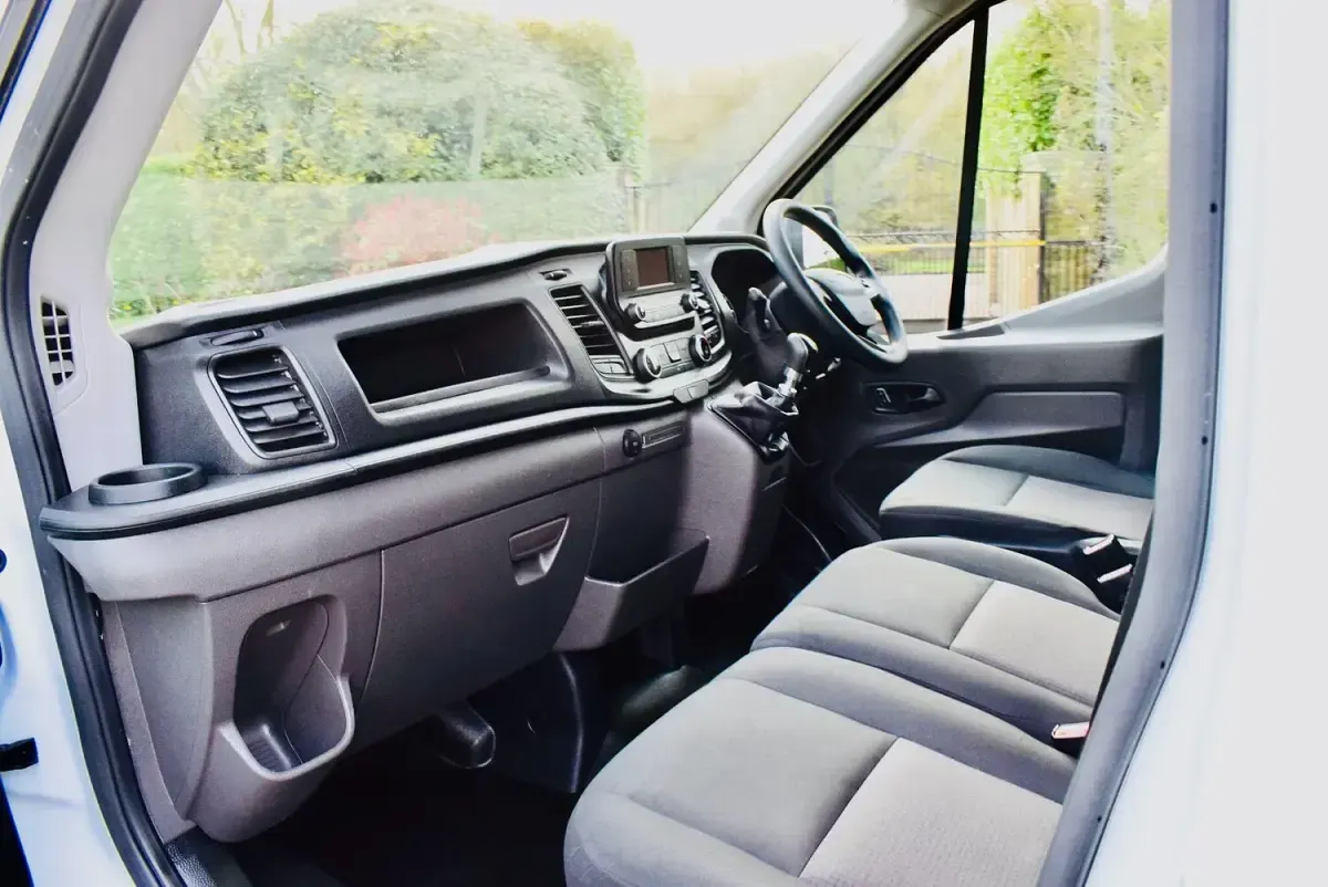 Used Ford Transit 130 HP (95 kW) 2024 White Cabriolet