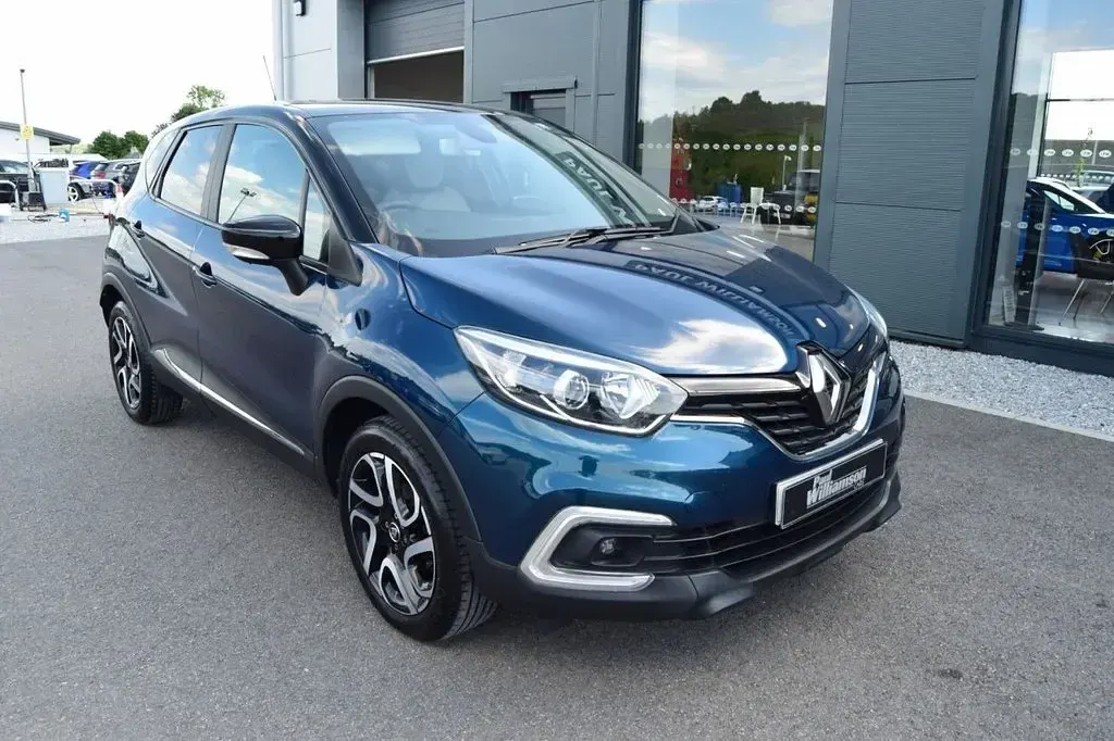 Used Renault Captur Iconic 90 HP (66 kW) 2020 Blue SUV