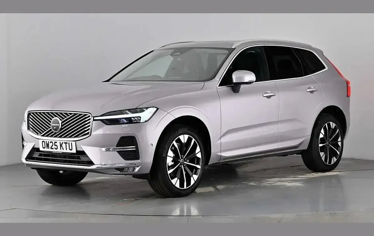 Used Volvo XC60 Ultra 250 HP (183 kW) 2025 Aurora silver SUV