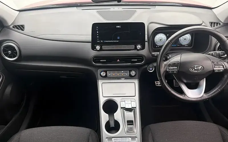 Used Hyundai Kona SE 100 kW (136 HP) 2022 Red SUV