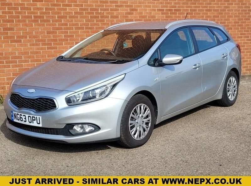 Grey Used 2013 Kia Ceed Sportswagon 2 Estate | £3,695 - Image 1/4