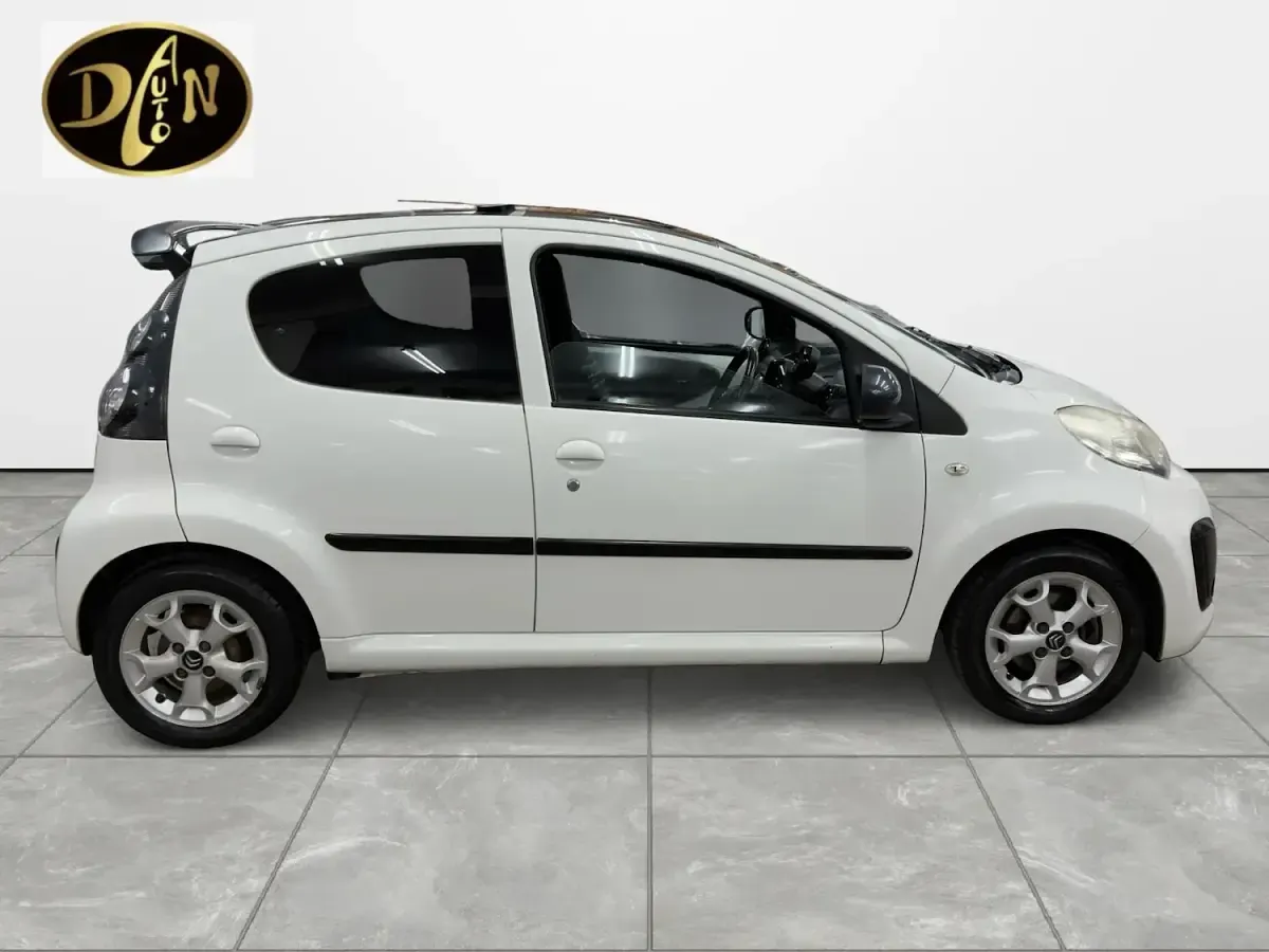 Used Citroën C1 Platinum 2014 White Hatchback