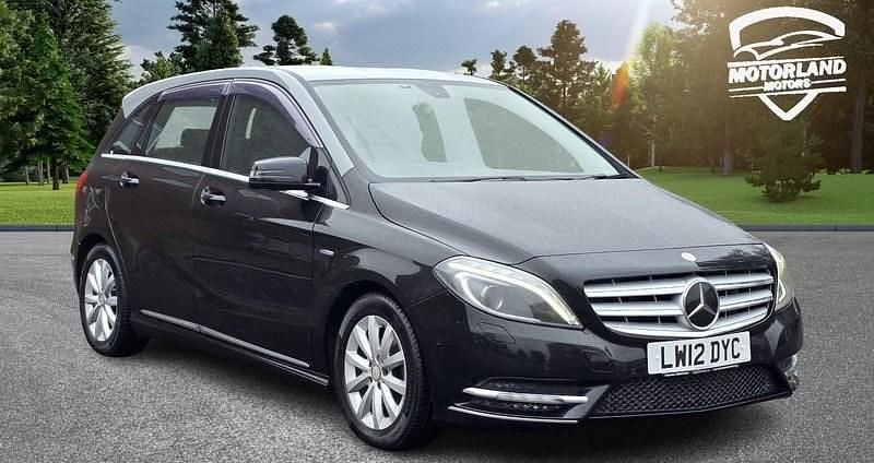Used Mercedes B180 122 HP (89 kW) 2012 Black MPV