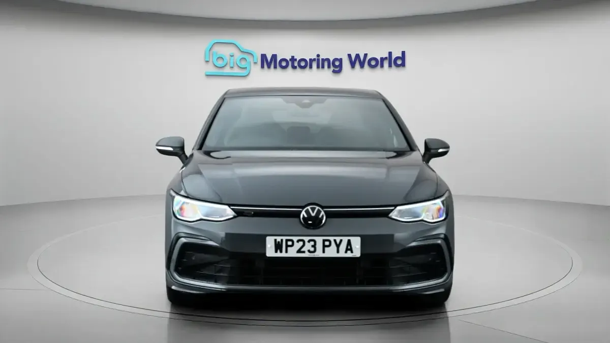 Used VW Golf VIII R-line 150 HP (110 kW) 2023 Grey Hatchback