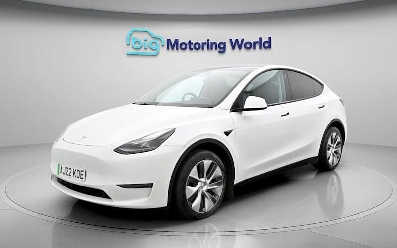 Used Tesla Model Y Long Range AWD 286 kW (389 HP) 2025 SUV